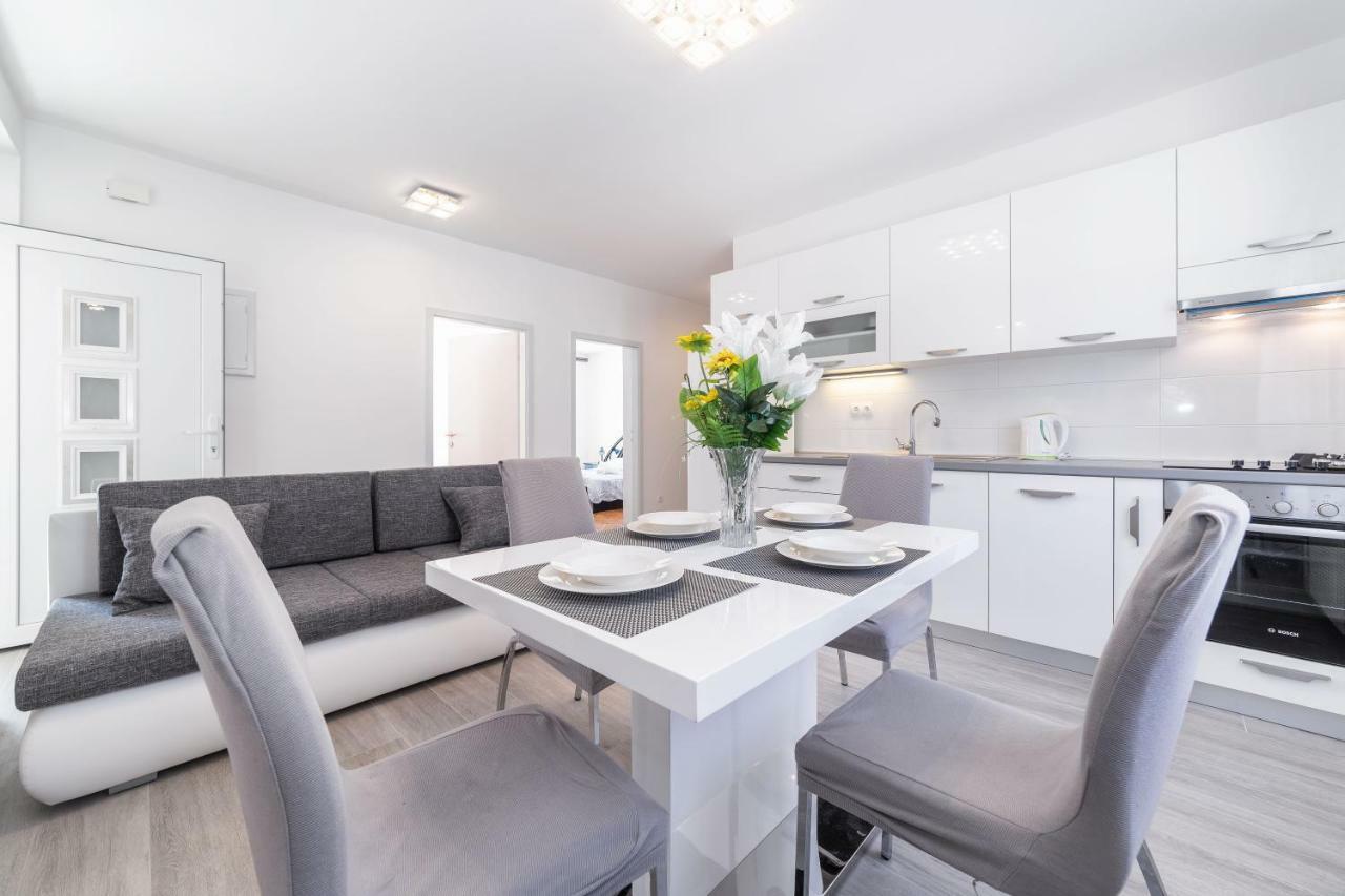 Neda House Apartment Водице Екстериор снимка