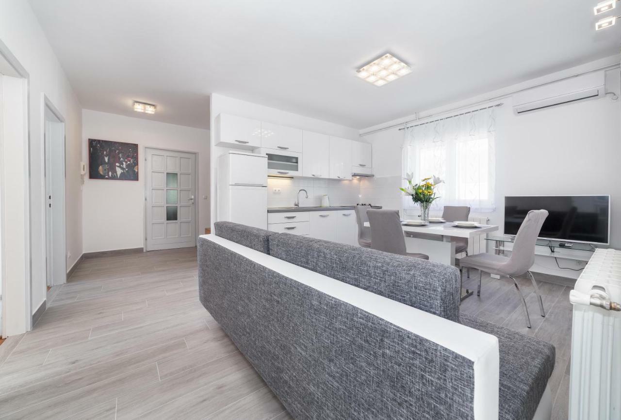 Neda House Apartment Водице Екстериор снимка